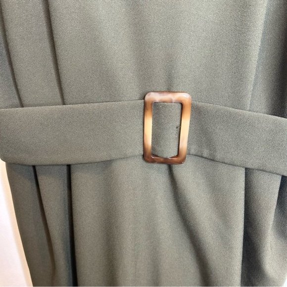 ASOS split cap sleeve midi pencil dress with buckle - Picture 8 of 11